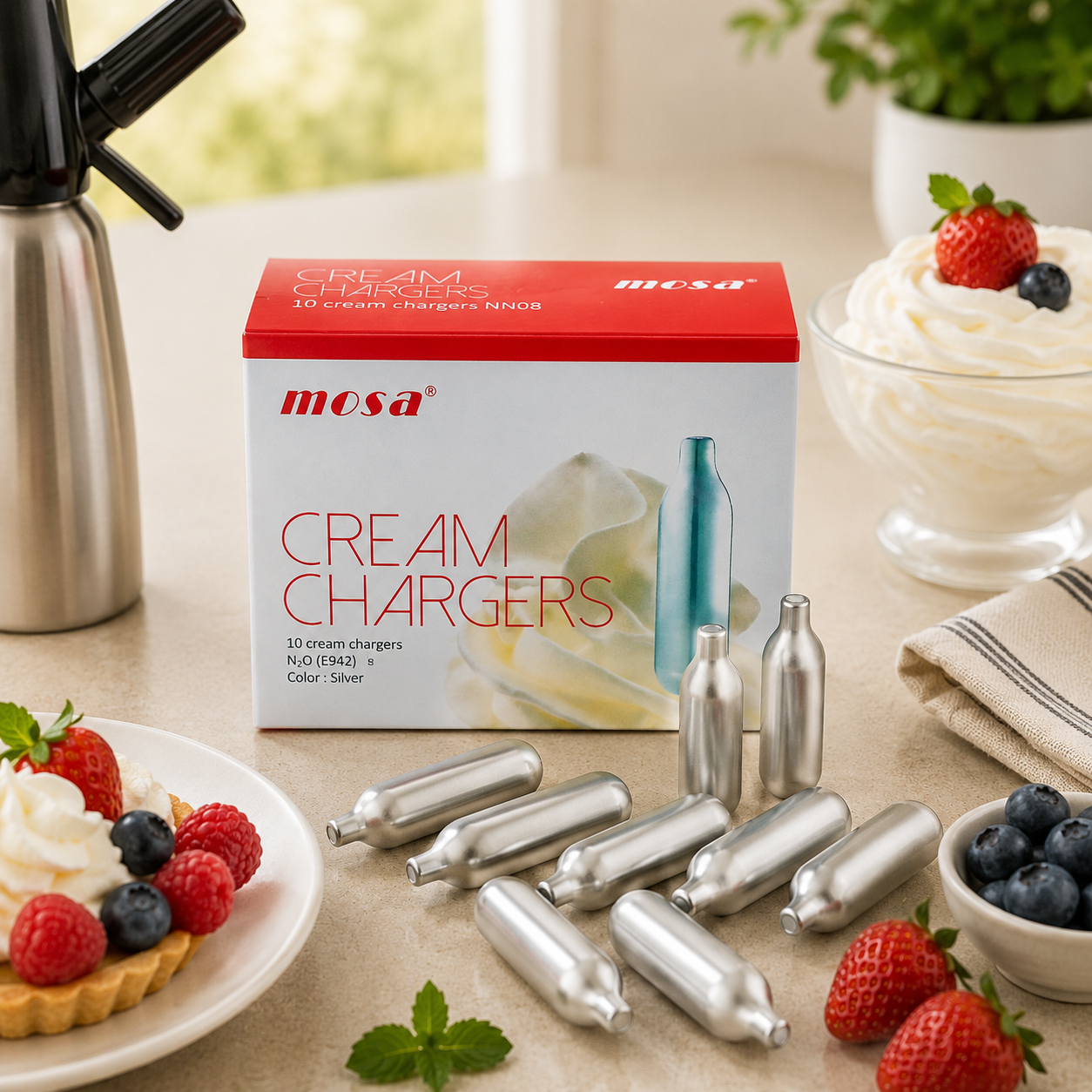 Mosa 10-Piece Silver Cream Charger