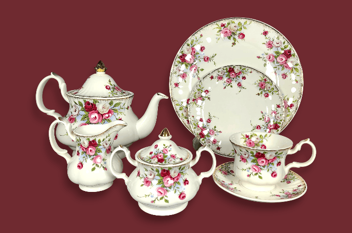 Royal Albart 24-Piece Bone China Tea Set Kaka Bawa Sons