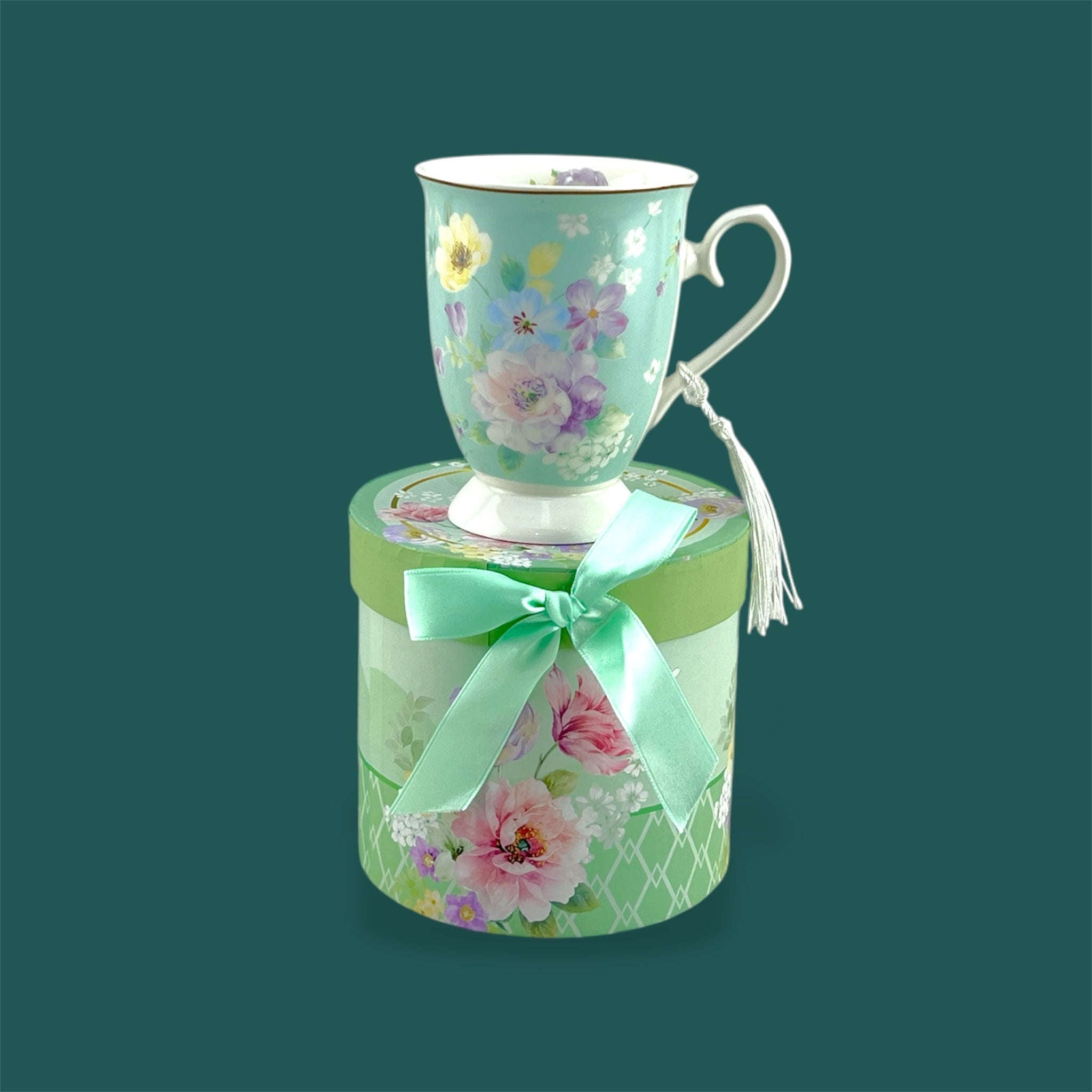 Porcelain 300ml Light Green Flower Design Mug with Gift Box Kaka Bawa Sons