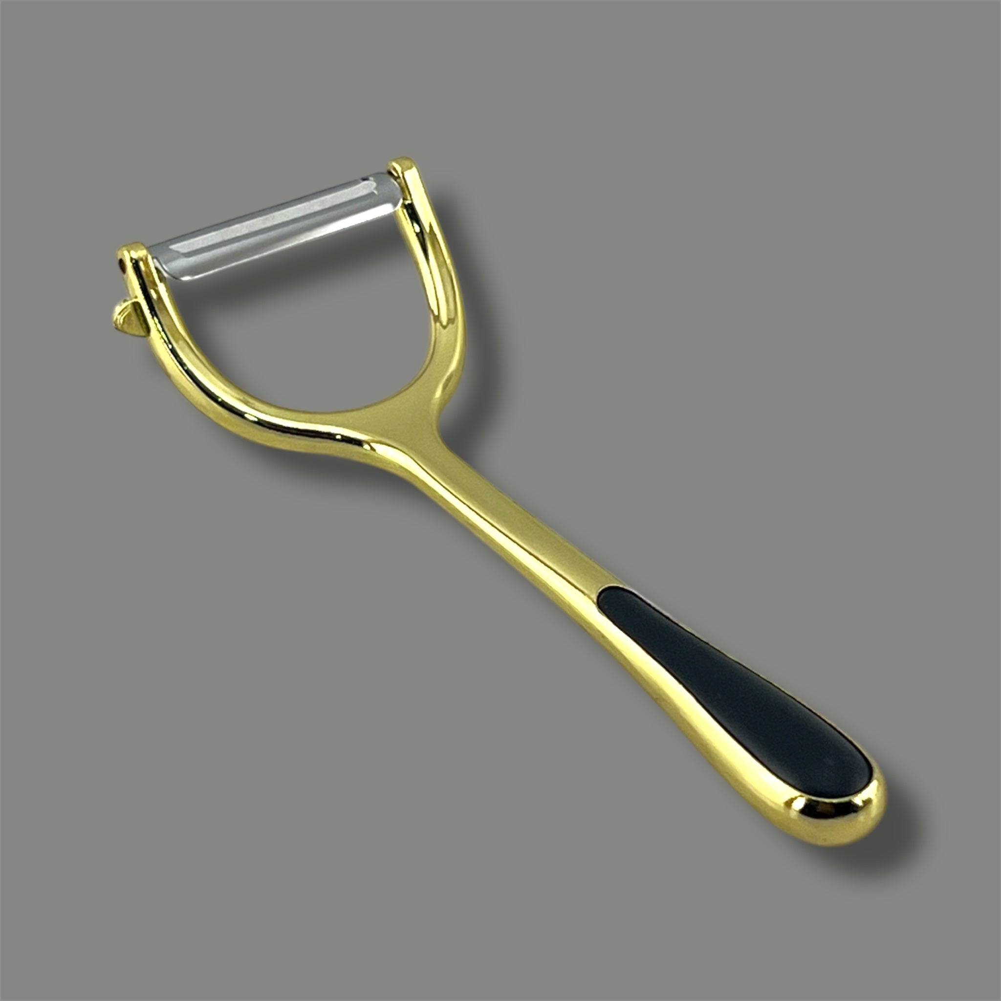 Lurwin T-Shape Peeler Golden