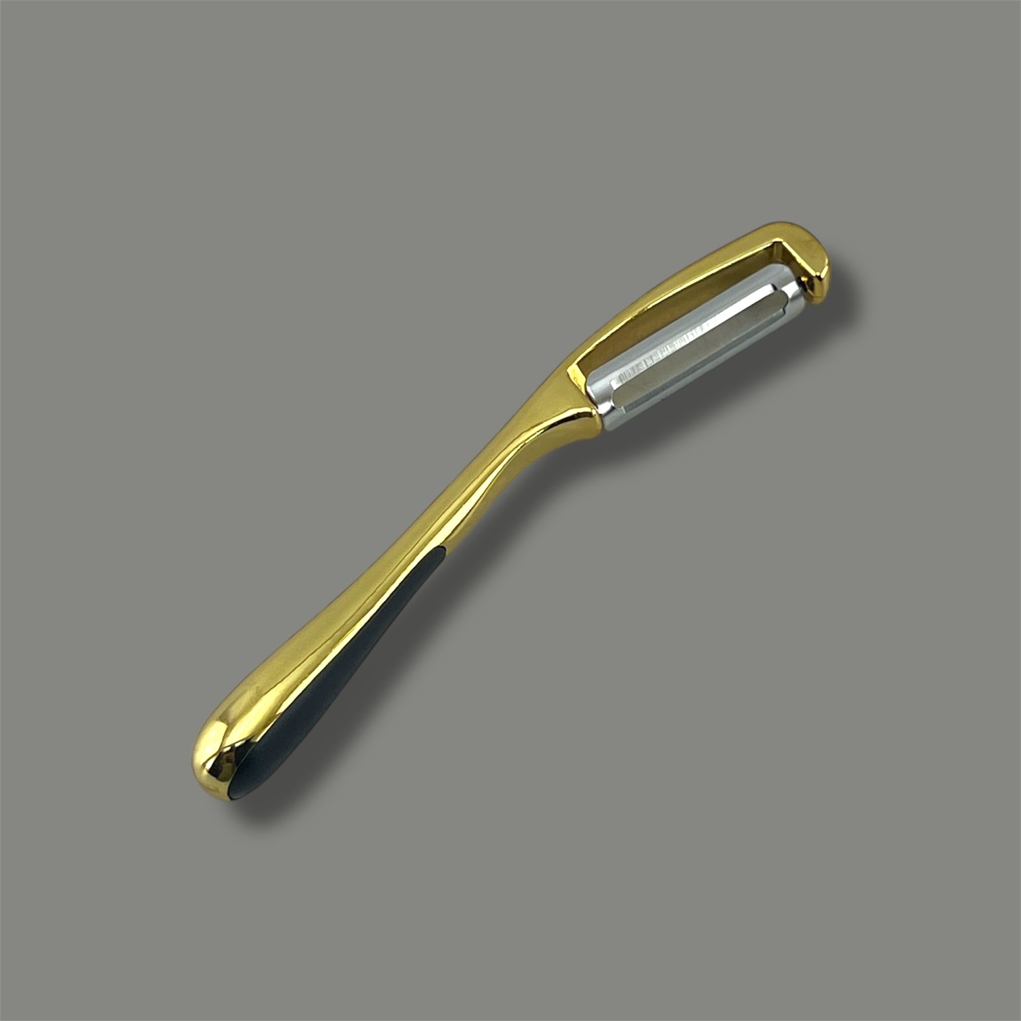 Lurwin Y-Shape Peeler Golden