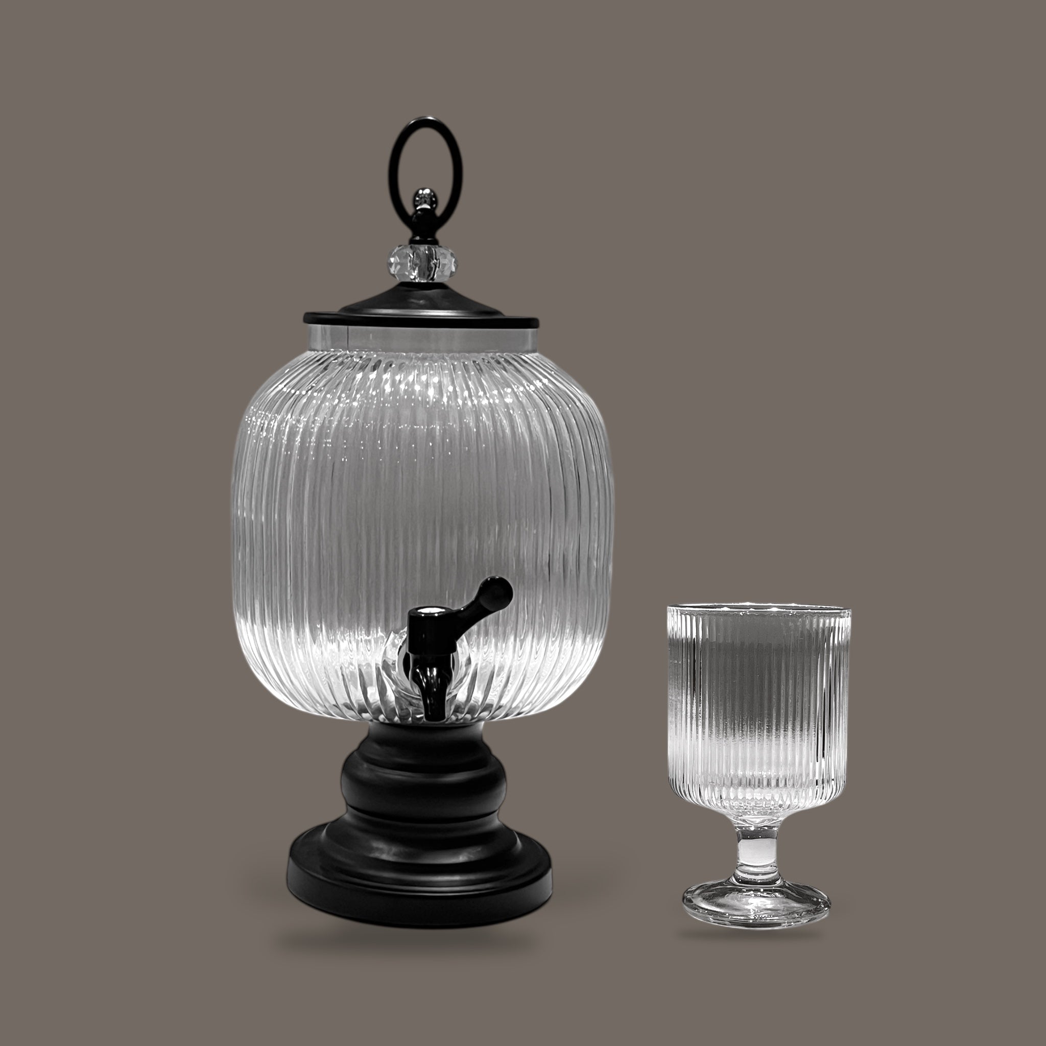 Fancy 5-Liter Glass Beverage Dispenser With Six Glasses