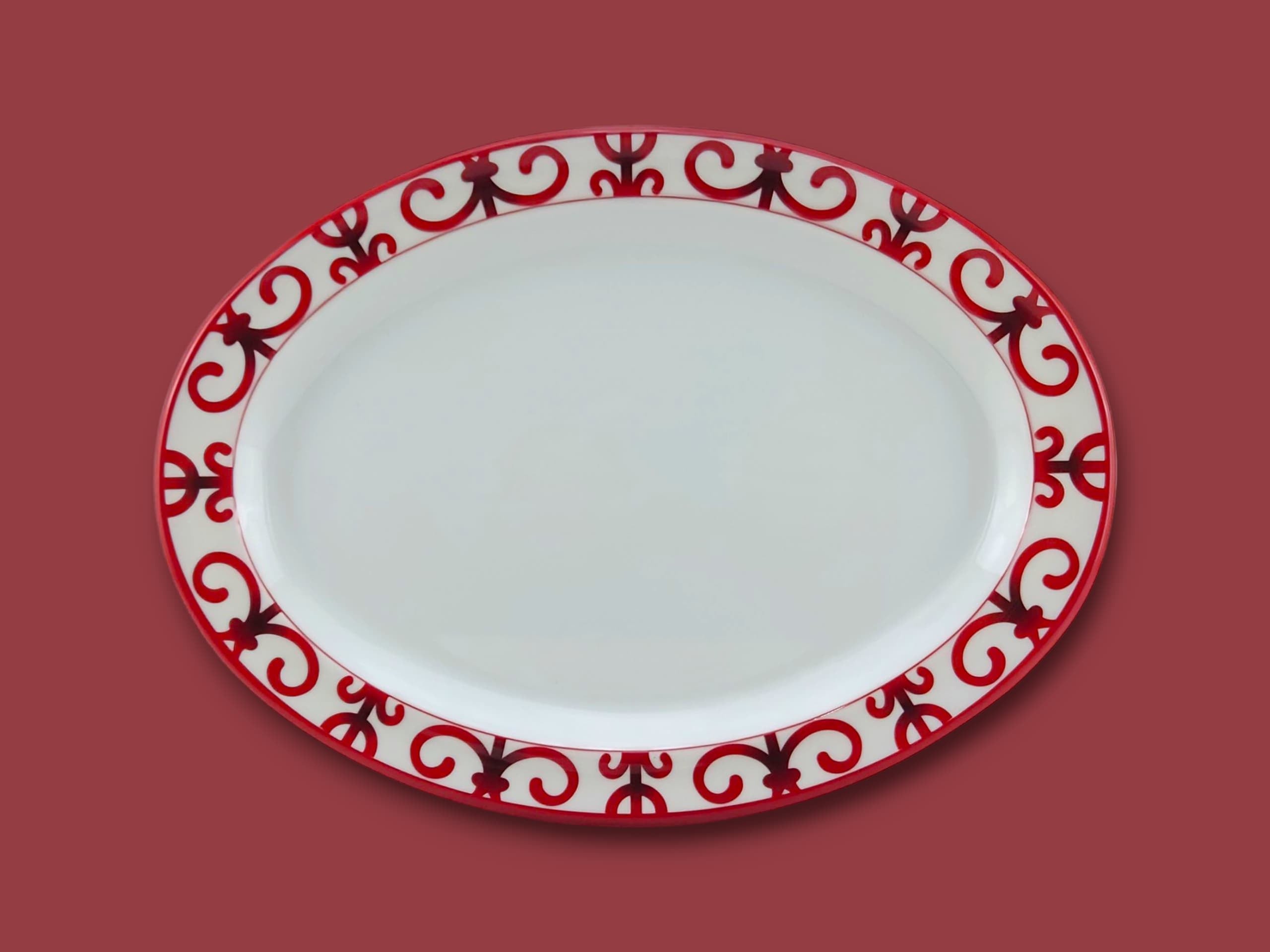 Blaze Wrought Iron Melamine Oval Dish 14"