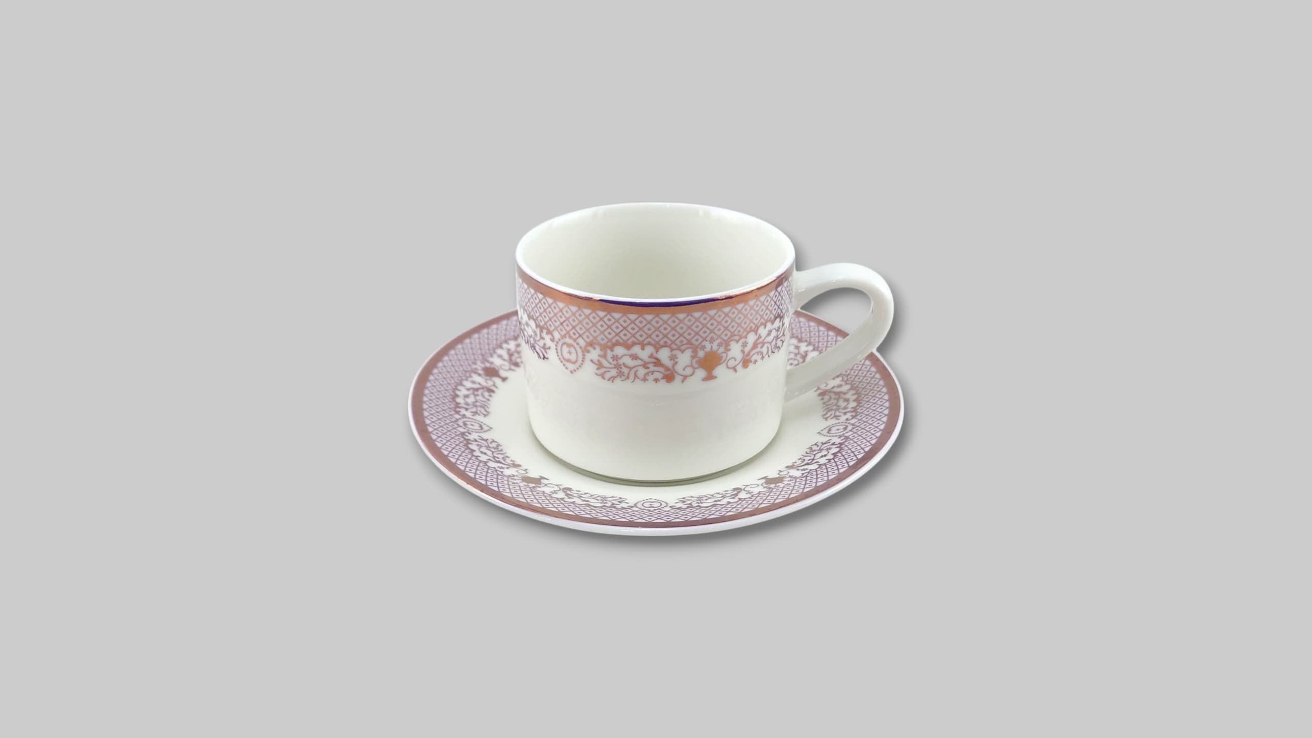 Royale Cups & Saucer 6-Pieces Set