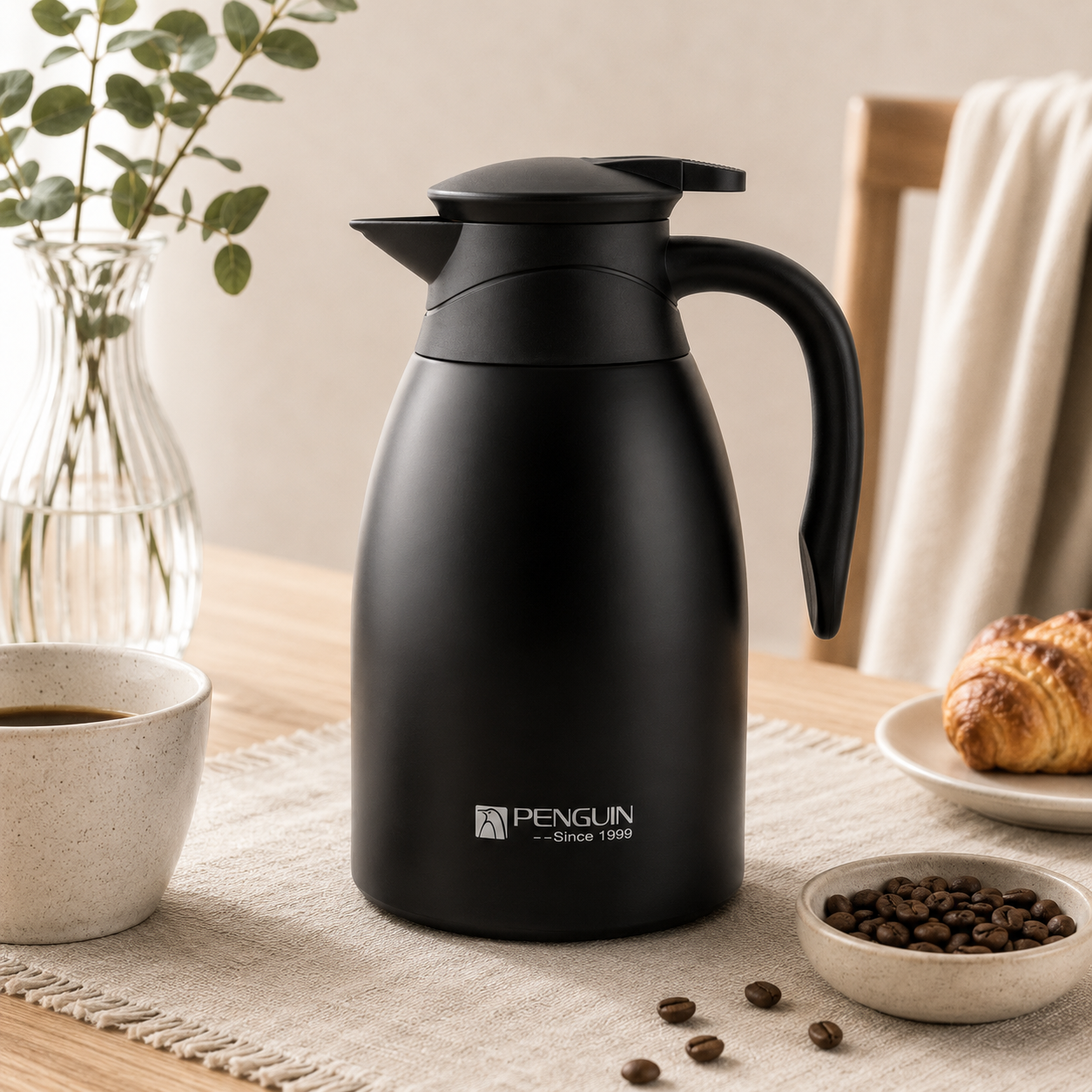 Penguin 1.5-Liter Vacuum Flask