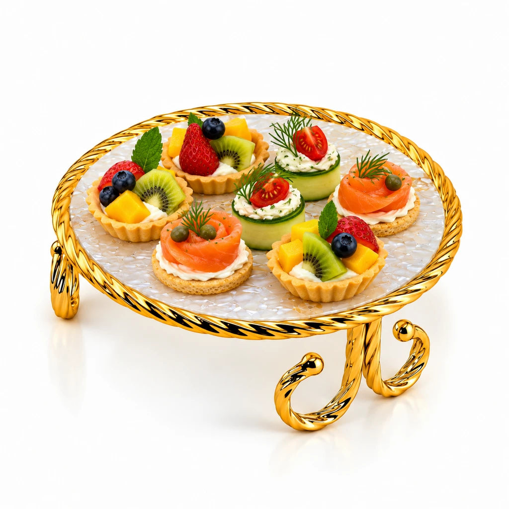 Round Glass Serving Dish with Gold-Coloured Platter