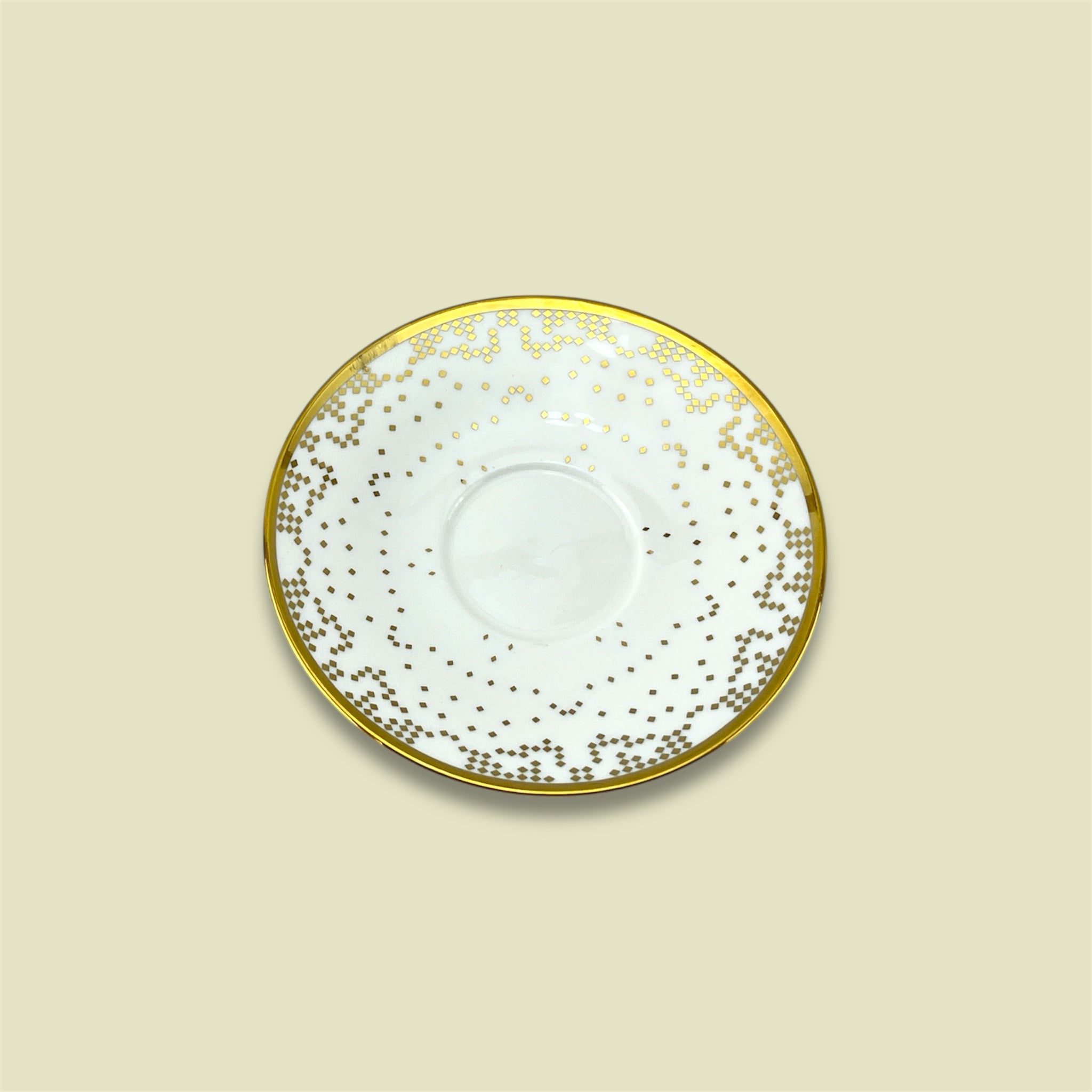 Royal 6-Piece Cup & Saucer Set With Gift Box