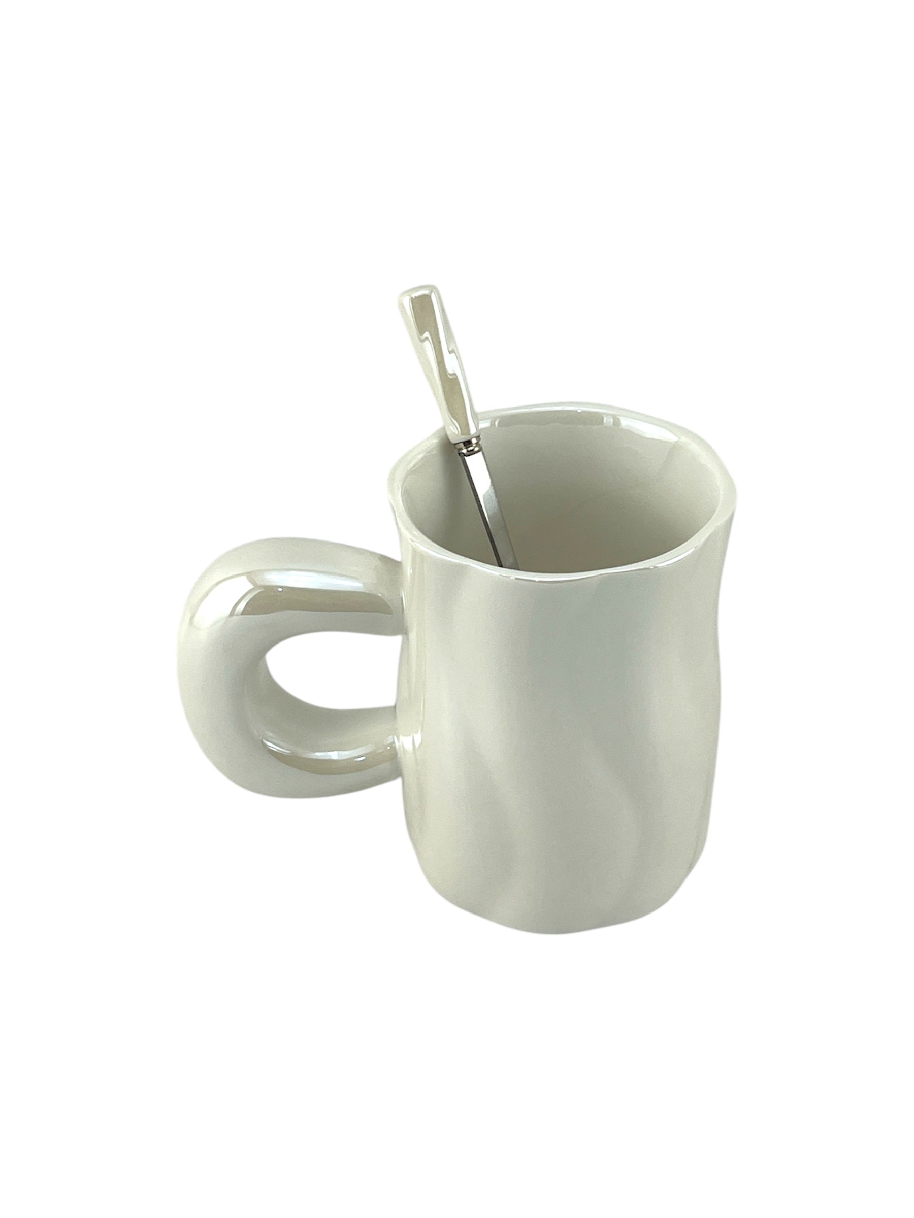 ROYALE MUG WITH LID