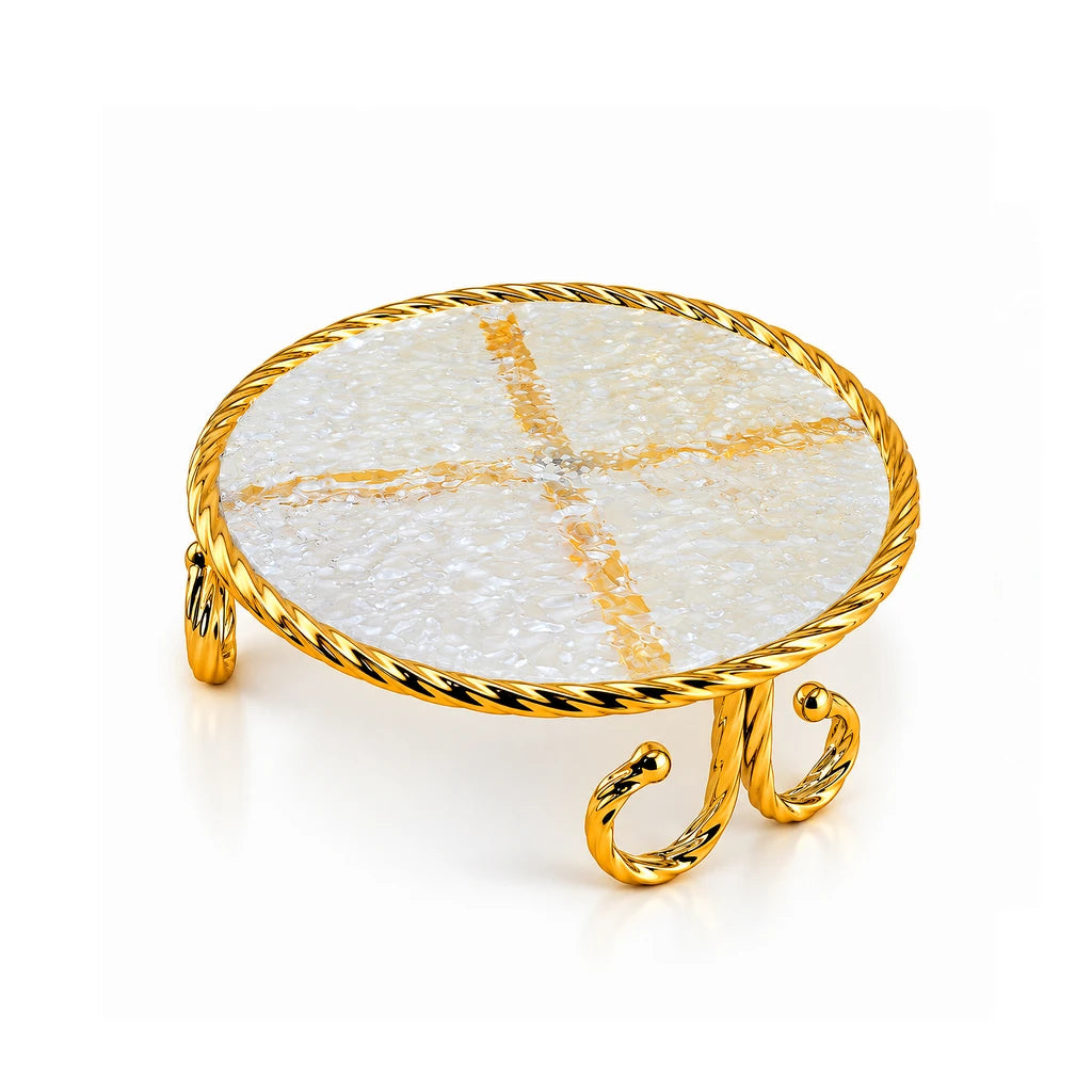 Round Glass Serving Dish with Gold-Coloured Platter