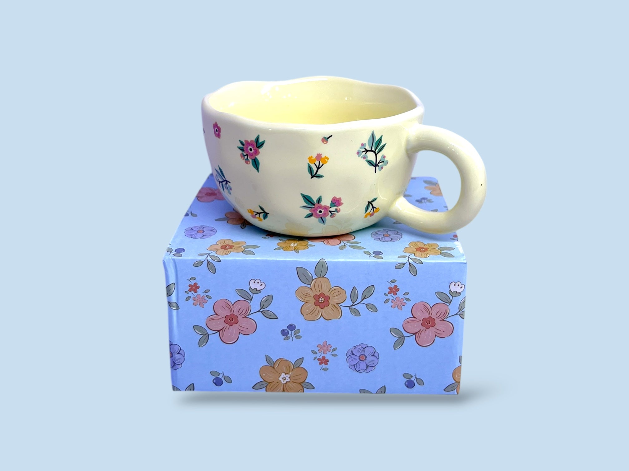 Floral Ceramic Mug Beige