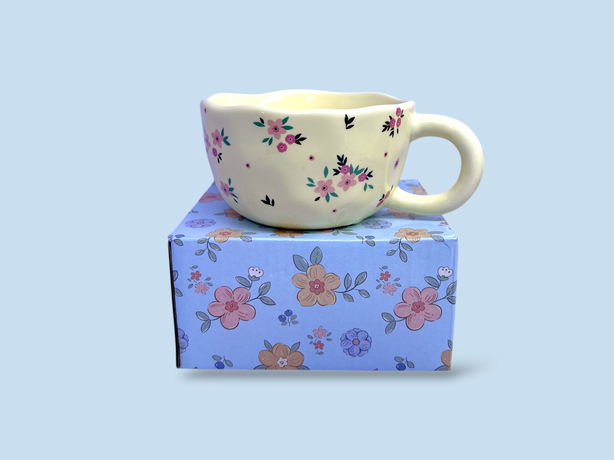 Floral Ceramic Mug Beige