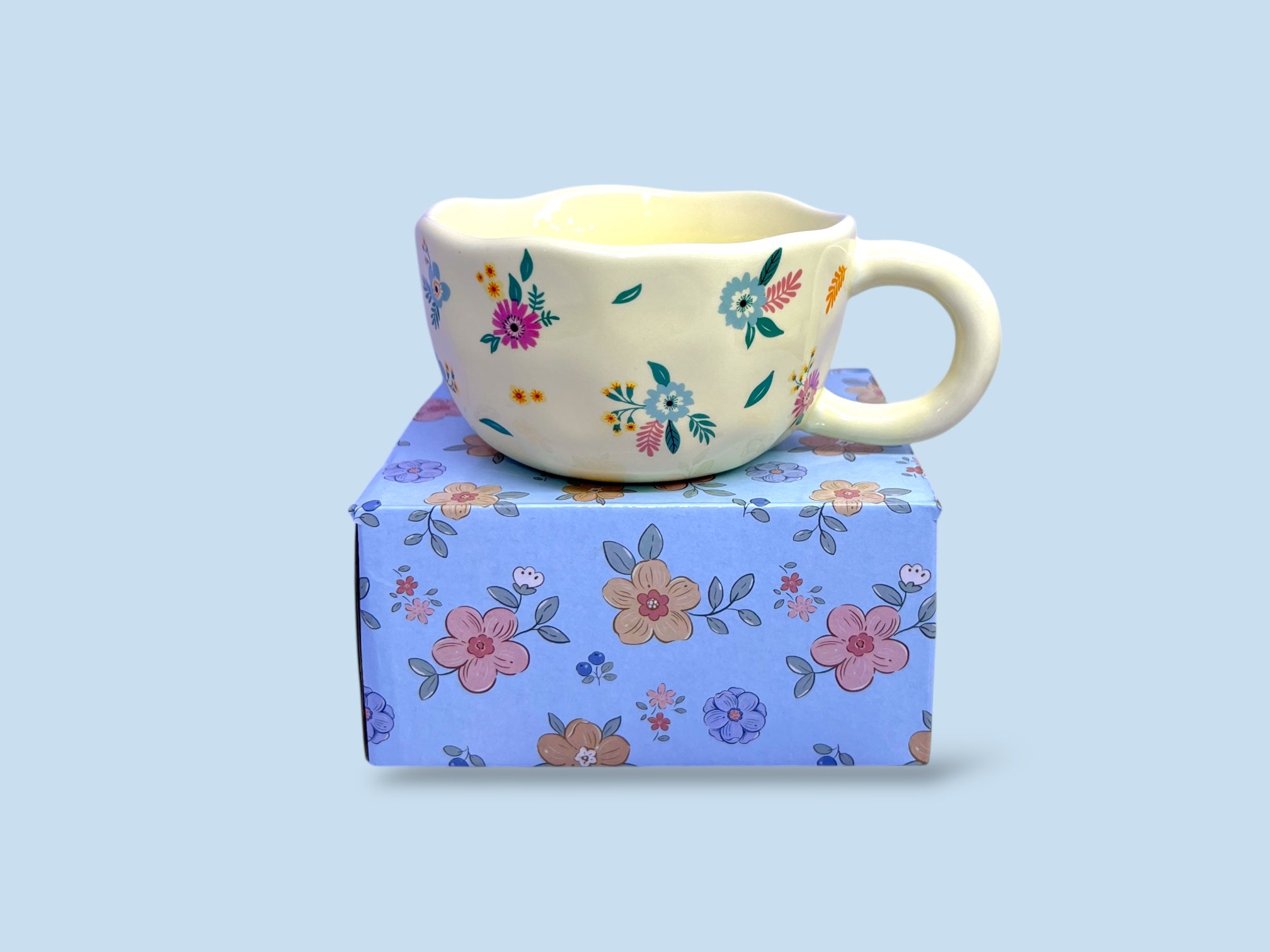 Floral Ceramic Mug Beige