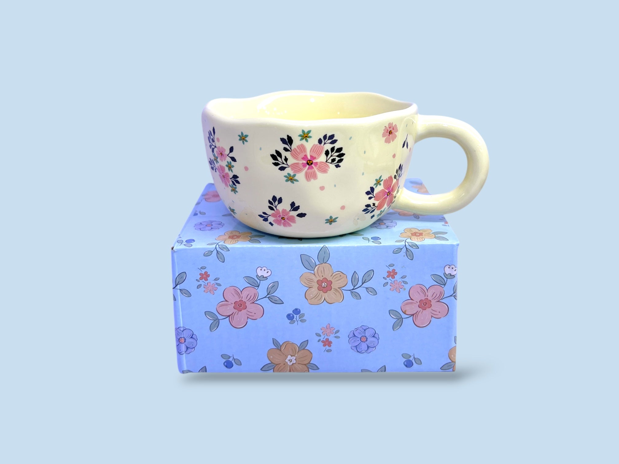 Floral Ceramic Mug Beige