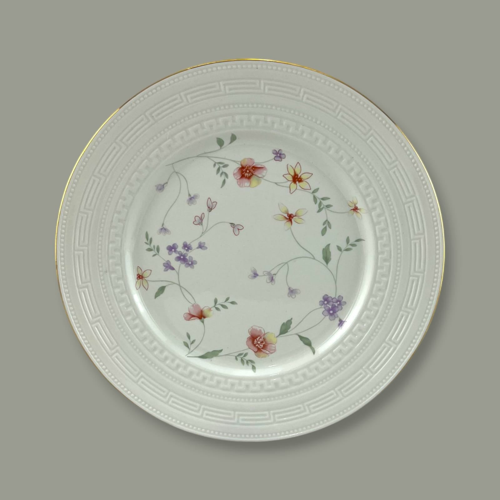 Royal Venice 24-Piece Bone China Tea Set