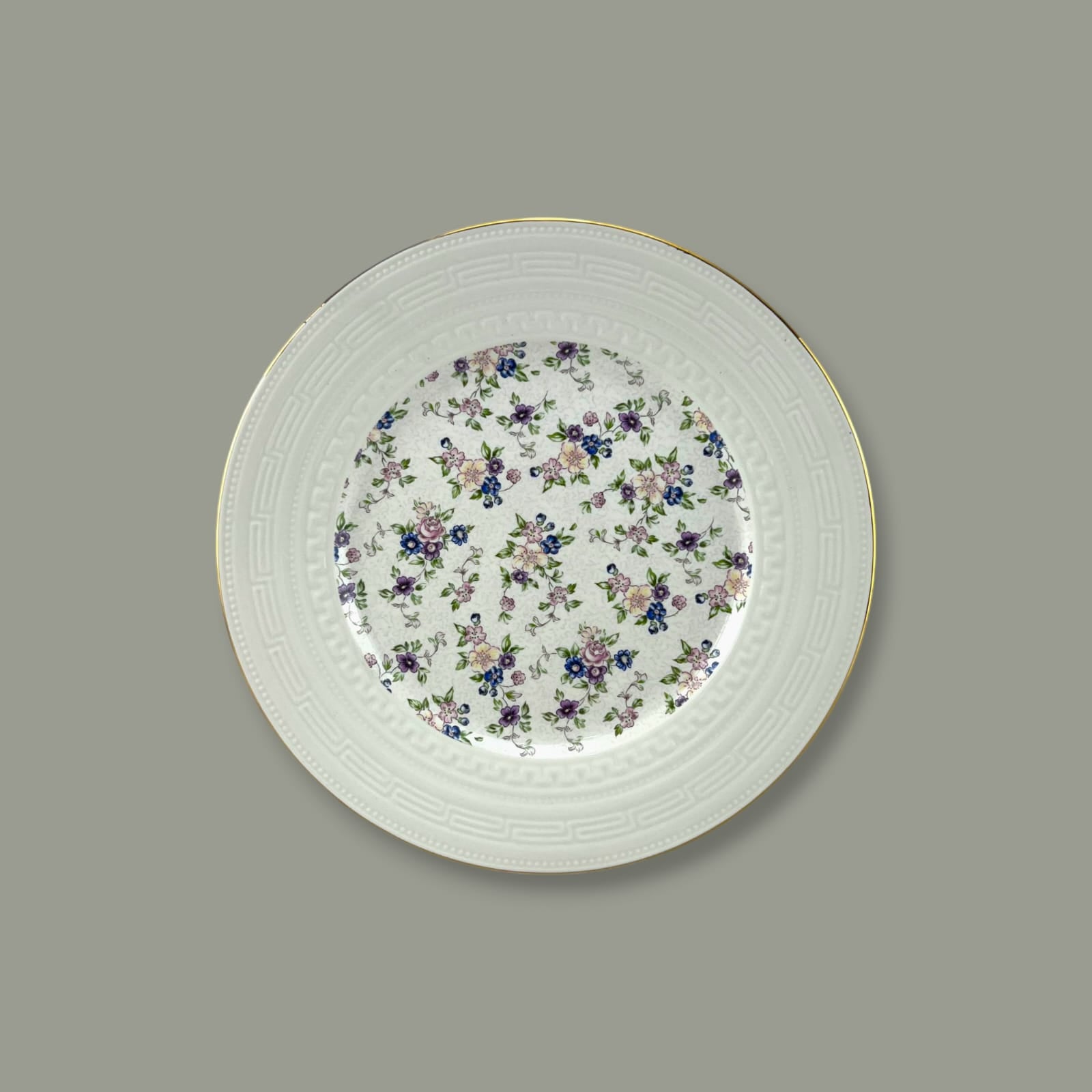Royal Venice 24-Piece Bone China Tea Set