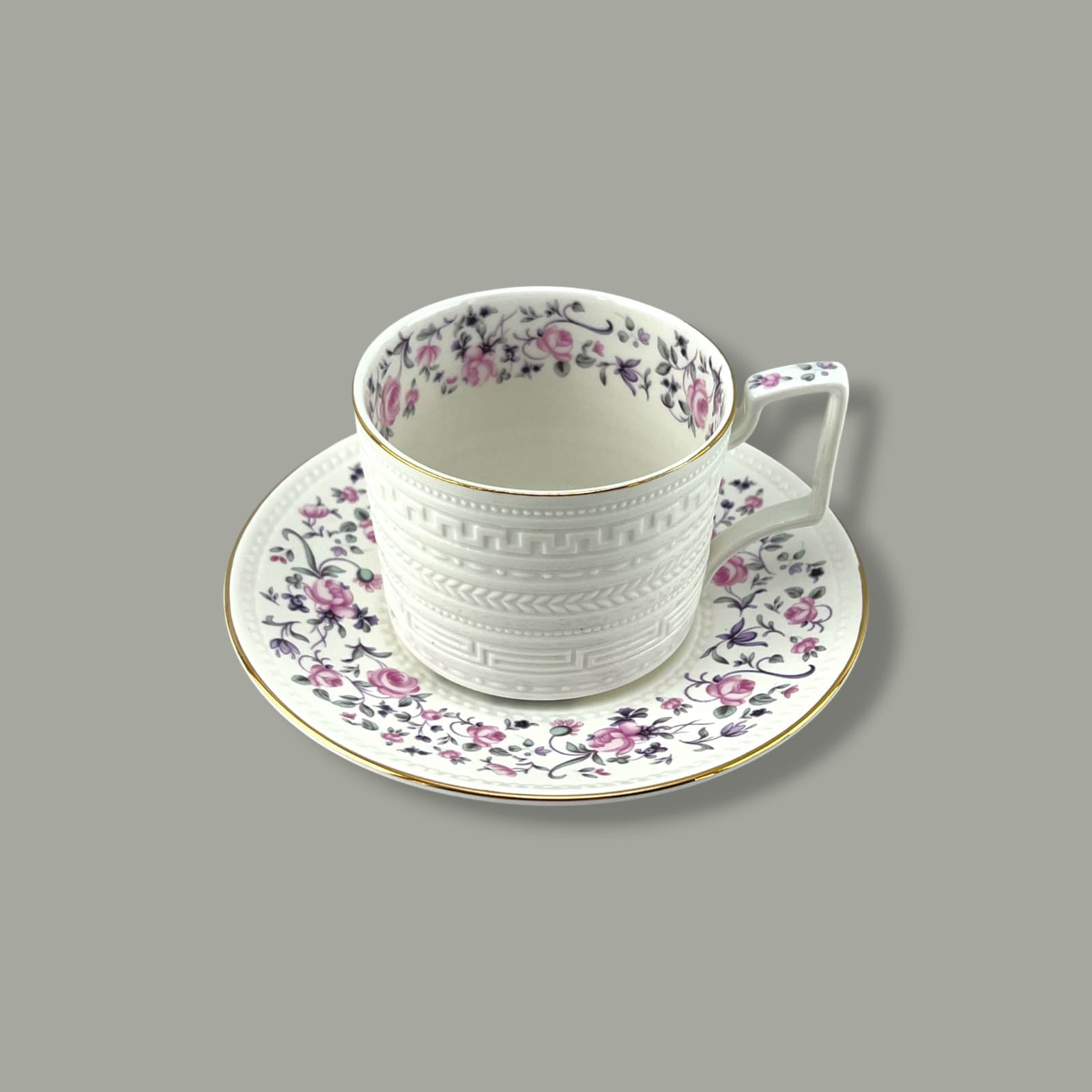 Royal Venice 24-Piece Bone China Tea Set