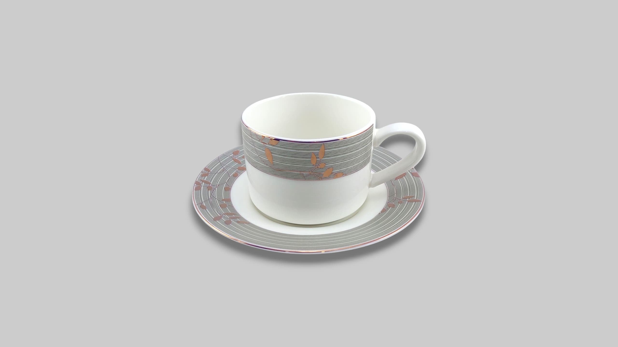 Royale Cups & Saucer 6-Pieces Set
