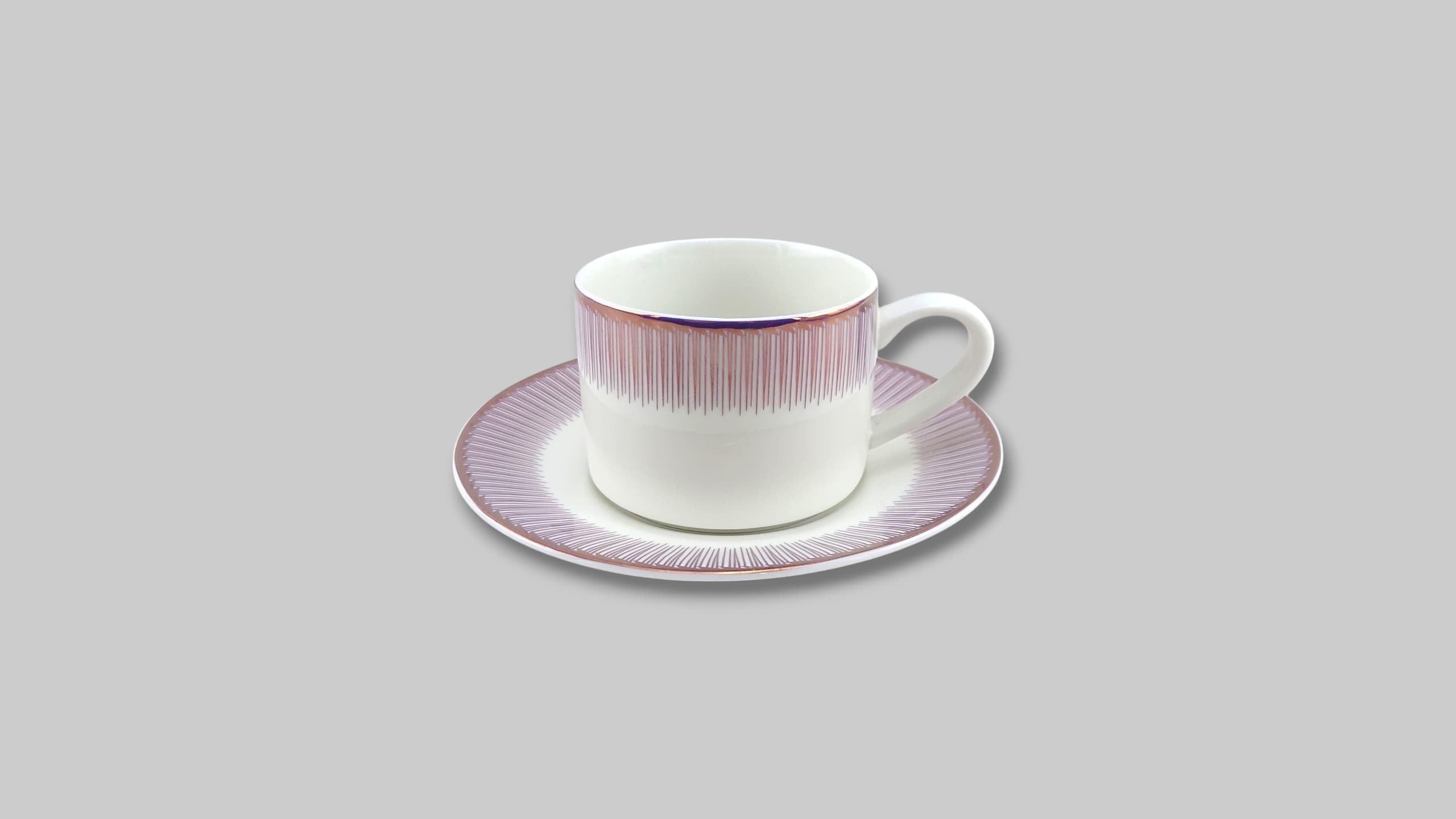 Royale Cups & Saucer 6-Pieces Set