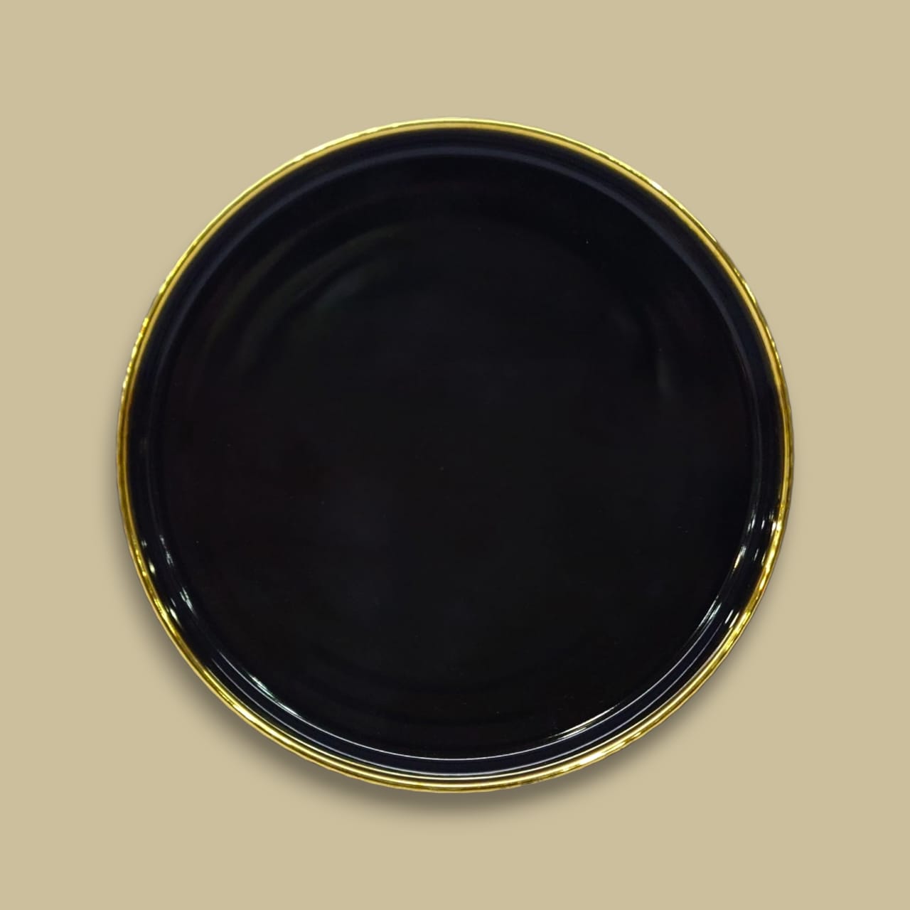 Fancy Porcelain 32-Piece Breakfast Set Black With Golden Line Borders