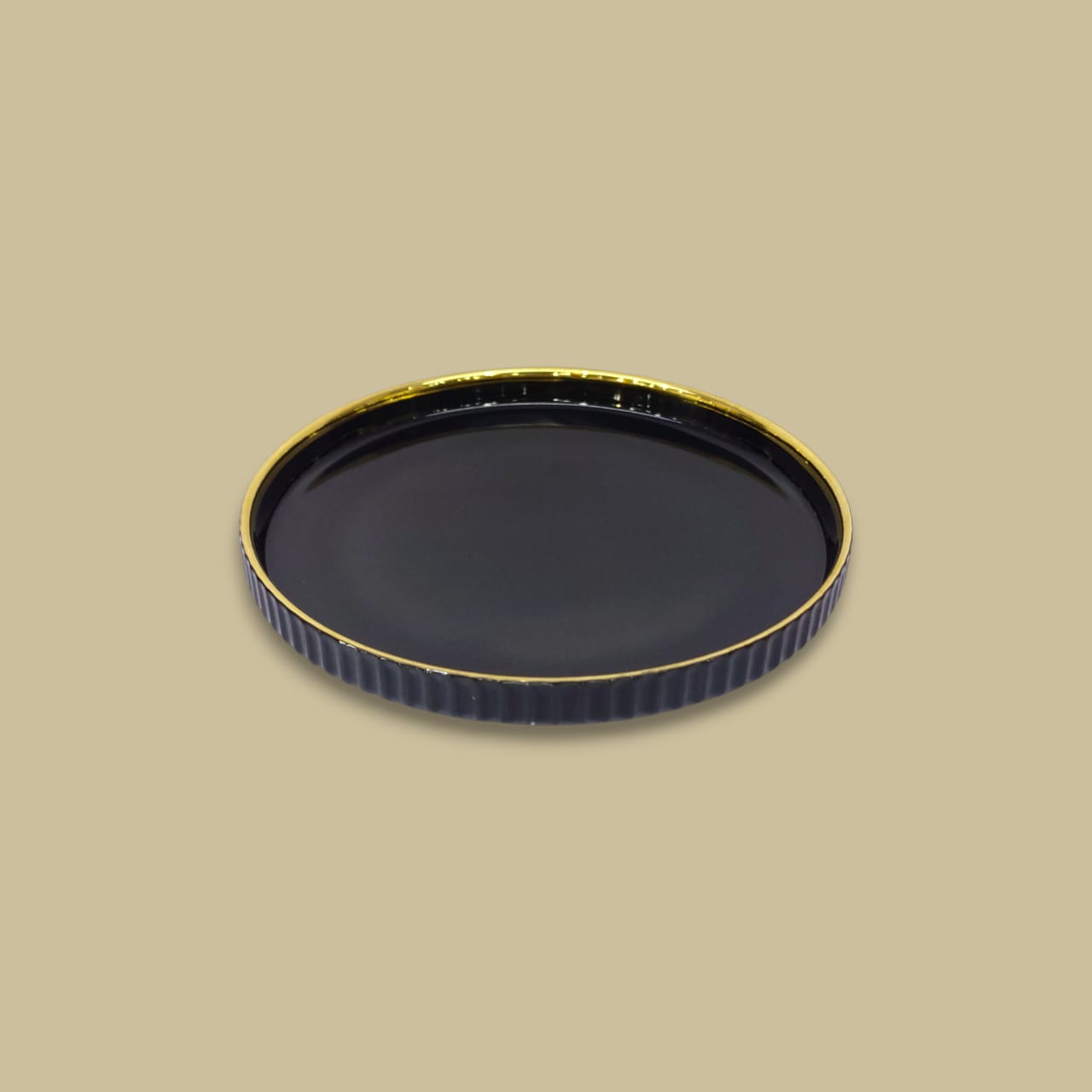 Fancy Porcelain 32-Piece Breakfast Set Black With Golden Line Borders