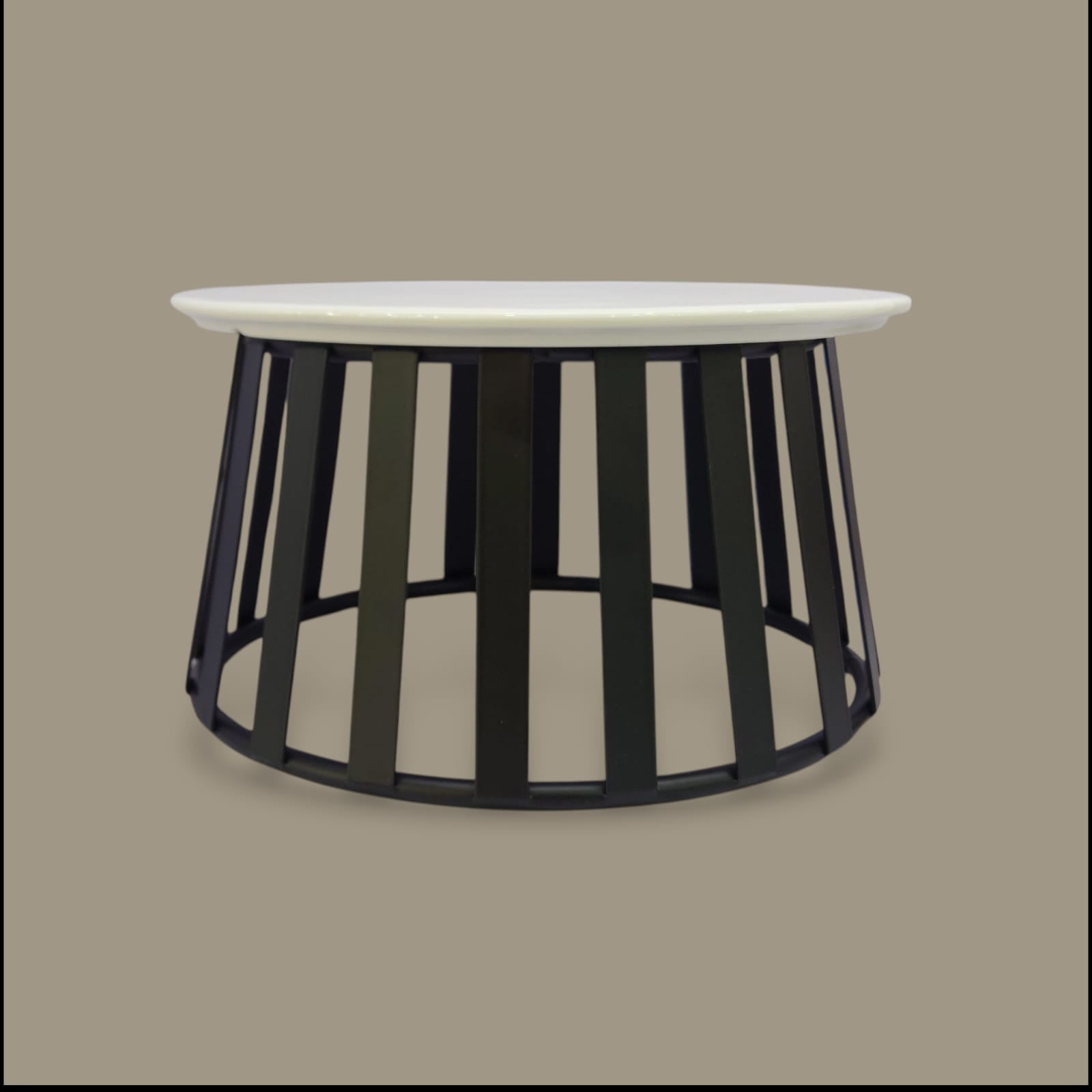 3-Piece Round Serving Platter Set With Black Stand