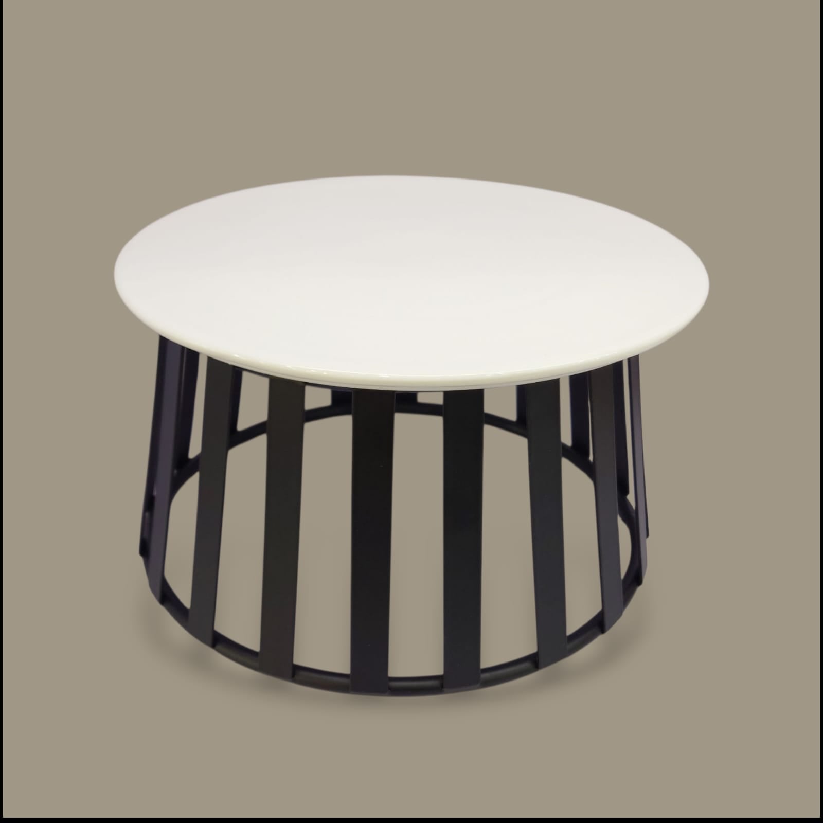 3-Piece Round Serving Platter Set With Black Stand